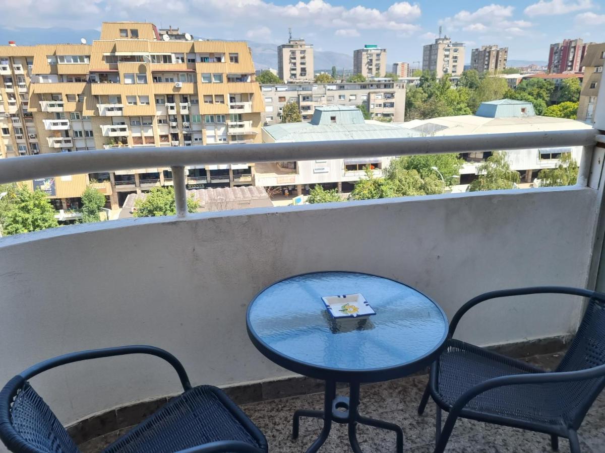 Nakov Apartment Next To Bus Station Üsküp Dış mekan fotoğraf